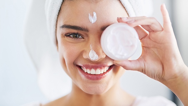 Da khô chảy xệ: Nguyên nhân và cách khắc phục hiệu quả