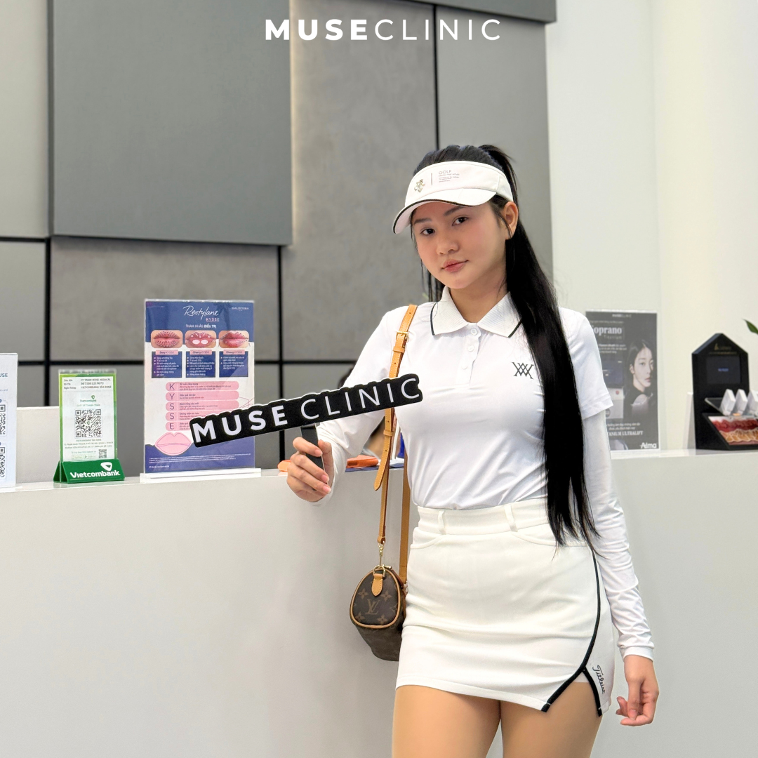 Tú Quỳnh - Mẫu Ảnh, Golfer