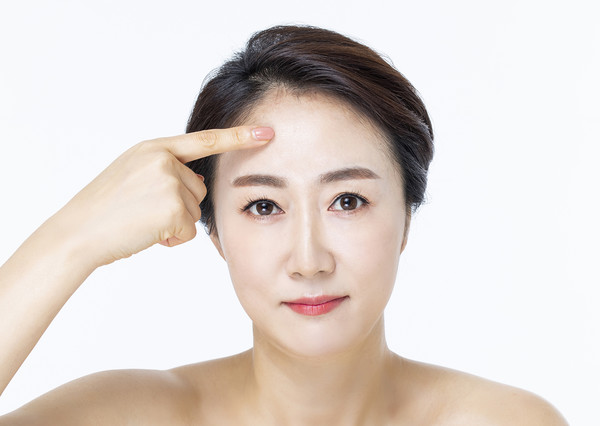 Giải pháp tiêm botox xóa nhăn trán cho làn da mịn màng