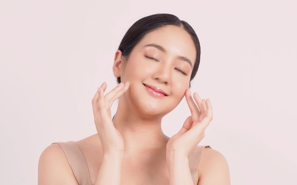 Cách Botox giúp bạn loại bỏ nếp nhăn rãnh cười nhanh chóng